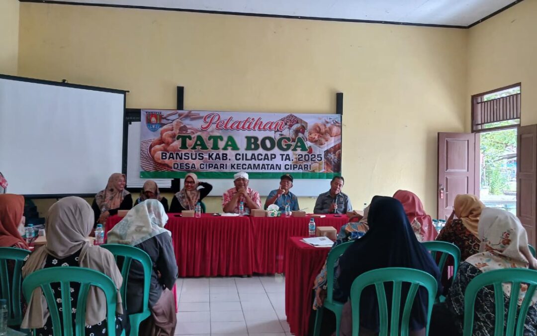 Pelatihan Tata Boga di Desa Cipari