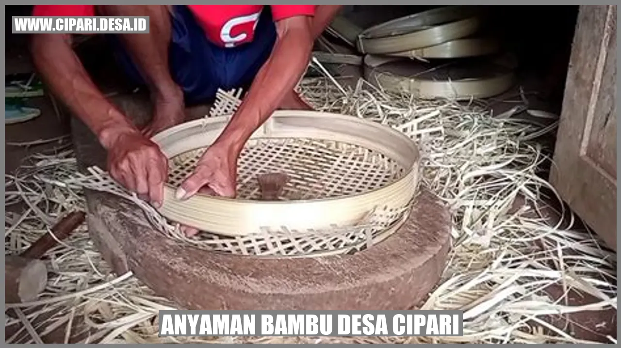 Anyaman Bambu Desa Cipari