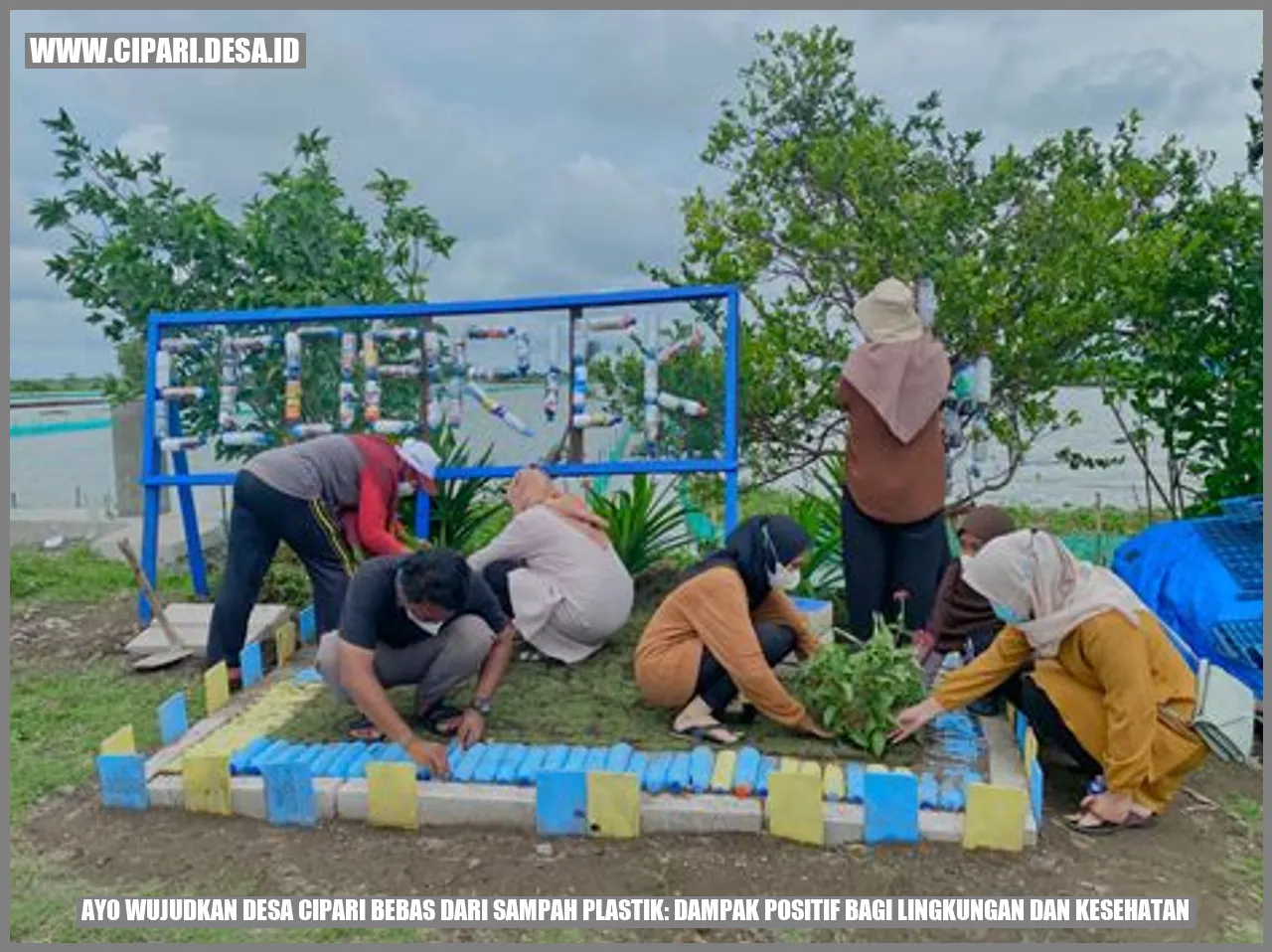 Desa Cipari Bebas dari Sampah Plastik