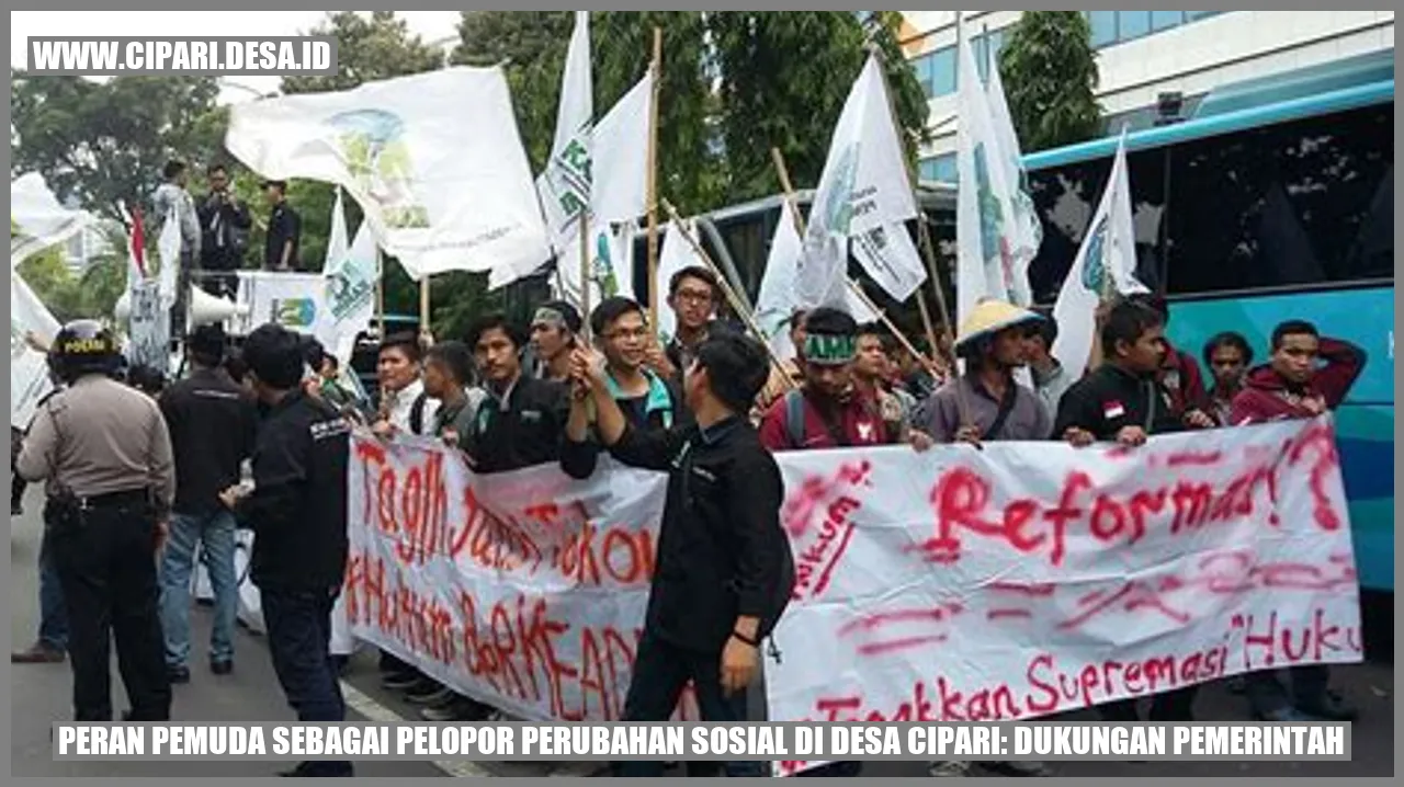 Peran Pemuda sebagai Pelopor Perubahan Sosial di Desa Cipari: Dukungan Pemerintah