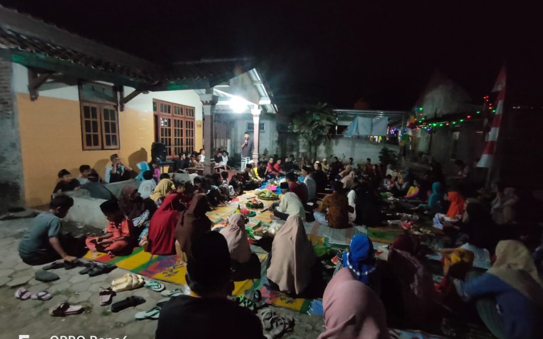 Malam Tirakatan Meriahkan Desa Cipari dalam Peringatan HUT Kemerdekaan RI